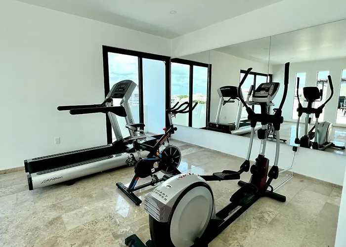 New One Block From 5th Ave * Playa del Carmen