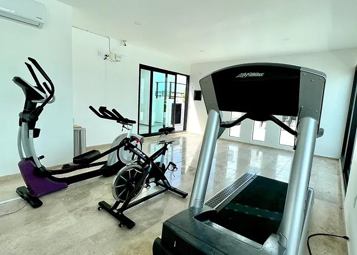 New One Block From 5th Ave * Playa del Carmen