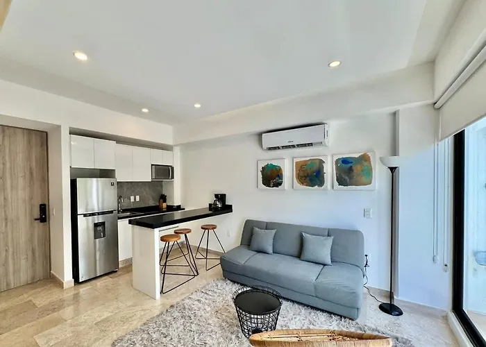 New One Block From 5th Ave * Playa del Carmen