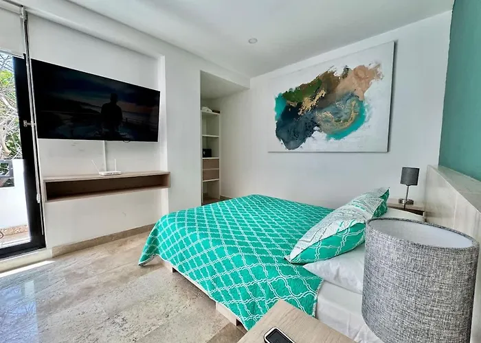 Apartamento New One Block From 5th Ave *